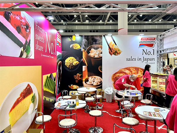 展示会ブースデザイン　写真