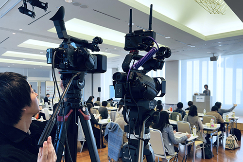 食物アレルギーセミナー “安全で安心な 子どもの笑顔を守る 食の未来”  カメラの写真